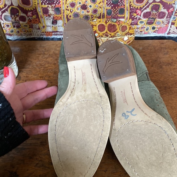 Earth Keren Olive Green Bootie - Picture 7 of 14